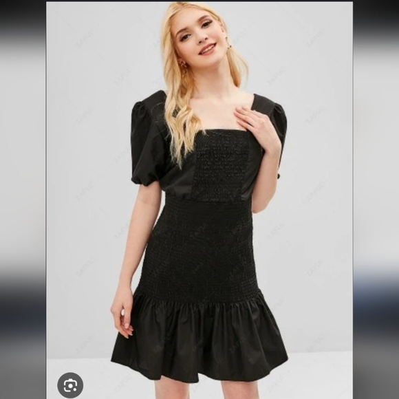 Zara Smocked Little Black Dress Puffer Sleeves Mermaid Fit Size Small - Picture 1 of 8